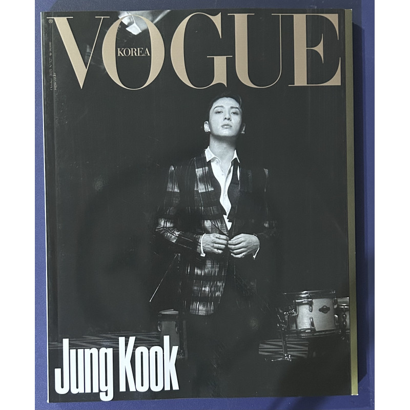 BTS JungKook revista VOGUE [ ver Negra ]