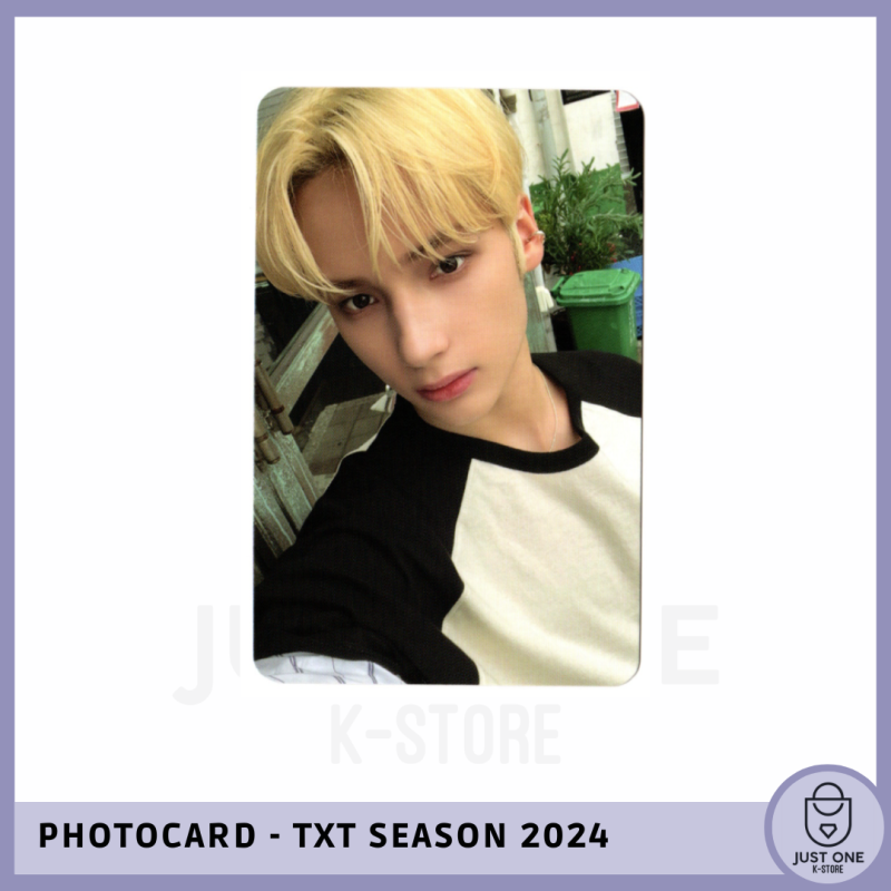 TXT -  PHOTOCARD 2024 Season’s Greetings - Huening Kai 1