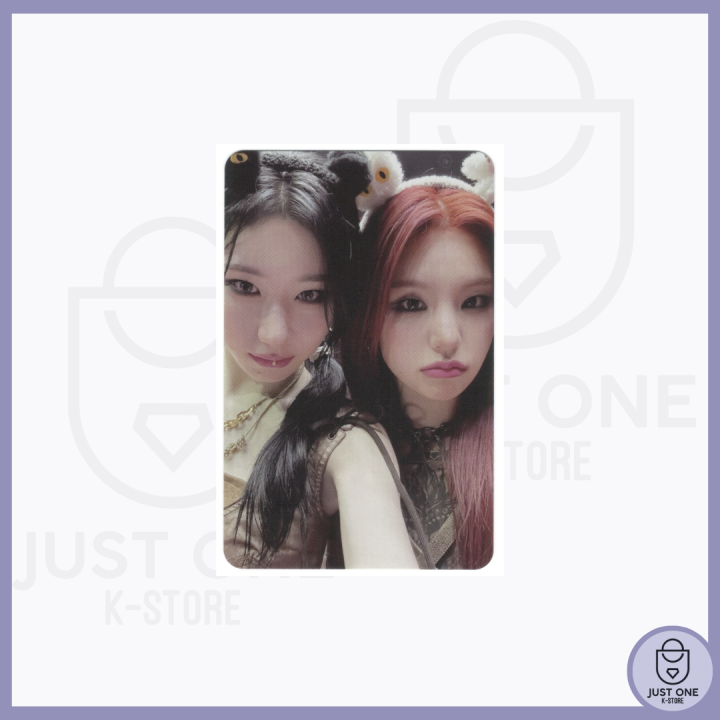 ITZY - BORN TO BE - PAREJAS 11